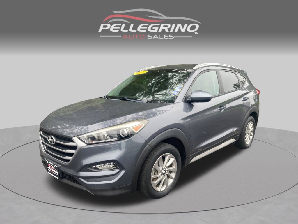 Used 2017 Hyundai Tucson SE w/ SE Popular Package 02