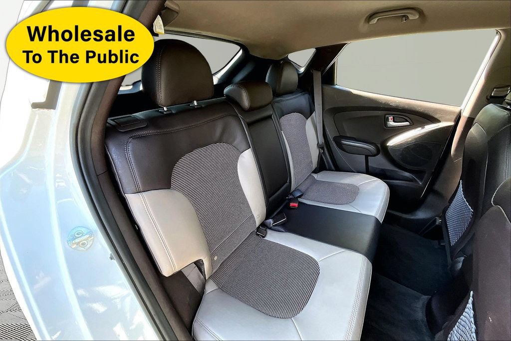 Used 2013 Hyundai Tucson GLS FWD image 17