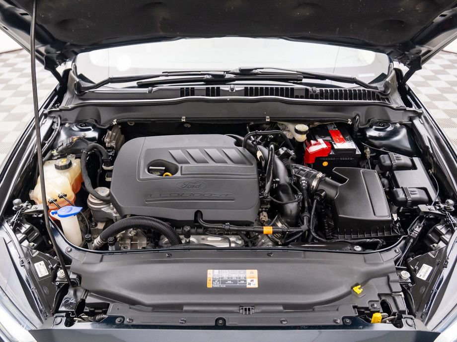 Used 2014 Ford Fusion SE w/ Equipment Group 202A image 30