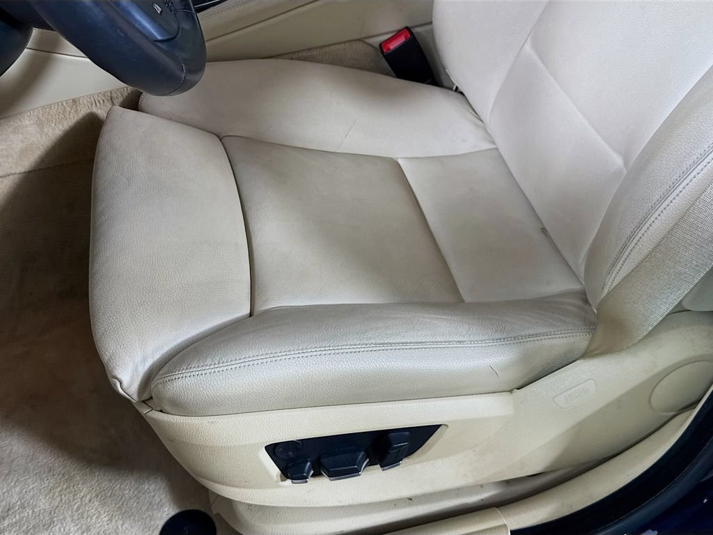 Used 2012 BMW 535i Sedan RWD image 23