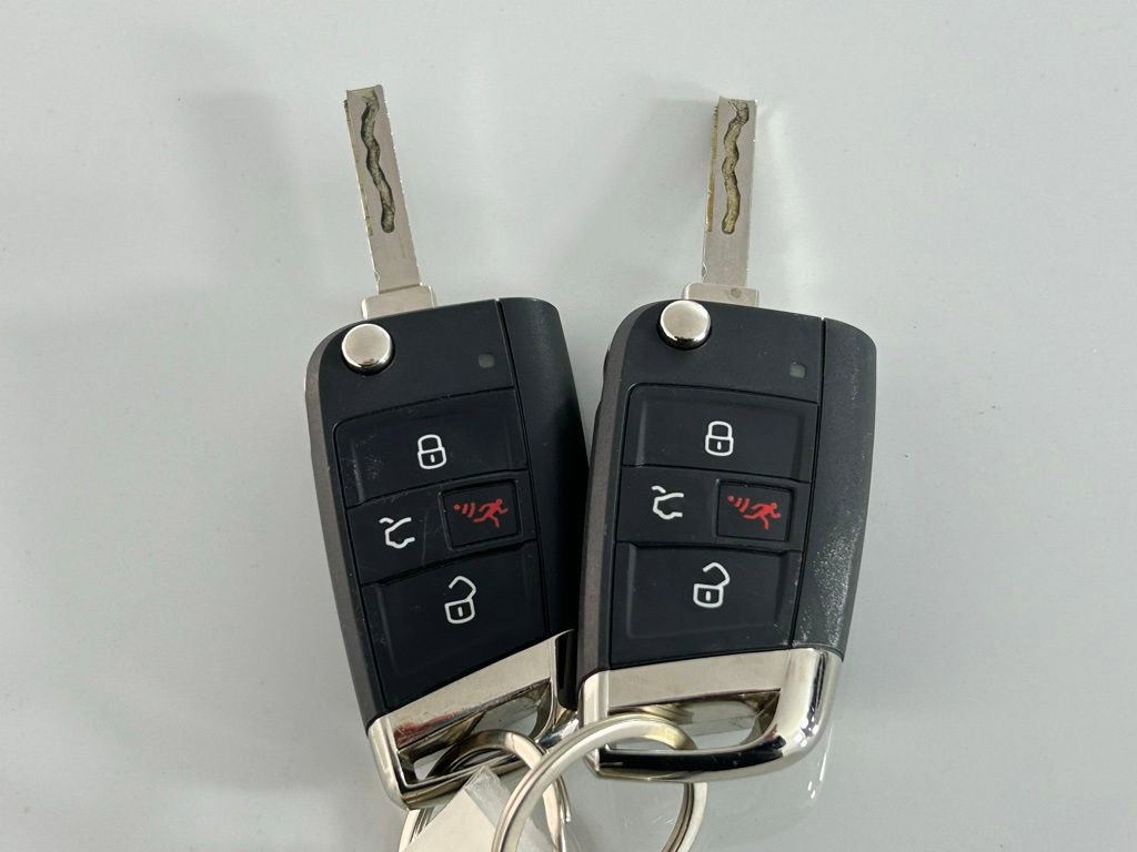 Used 2021 Volkswagen GTI S image 34