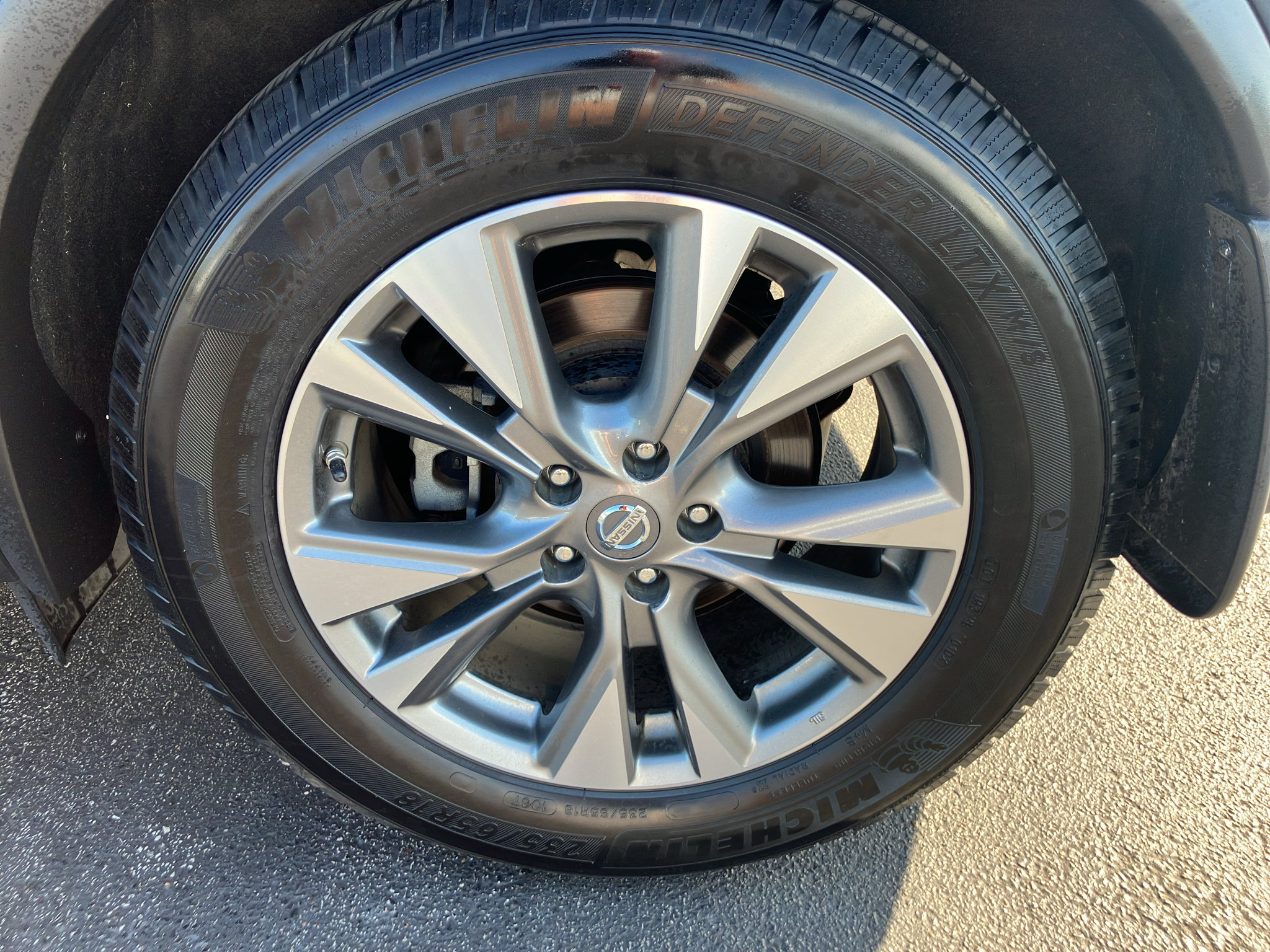 Used 2018 Nissan Murano SV FWD image 12