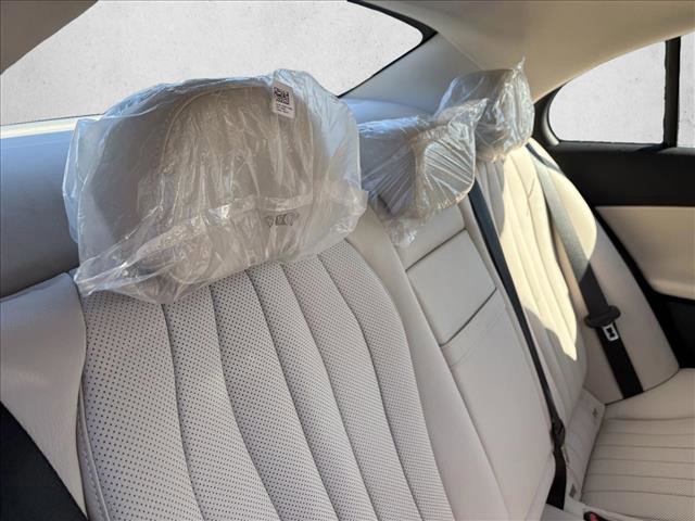 New 2026 Mercedes-Benz E 350 4MATIC Sedan image 20