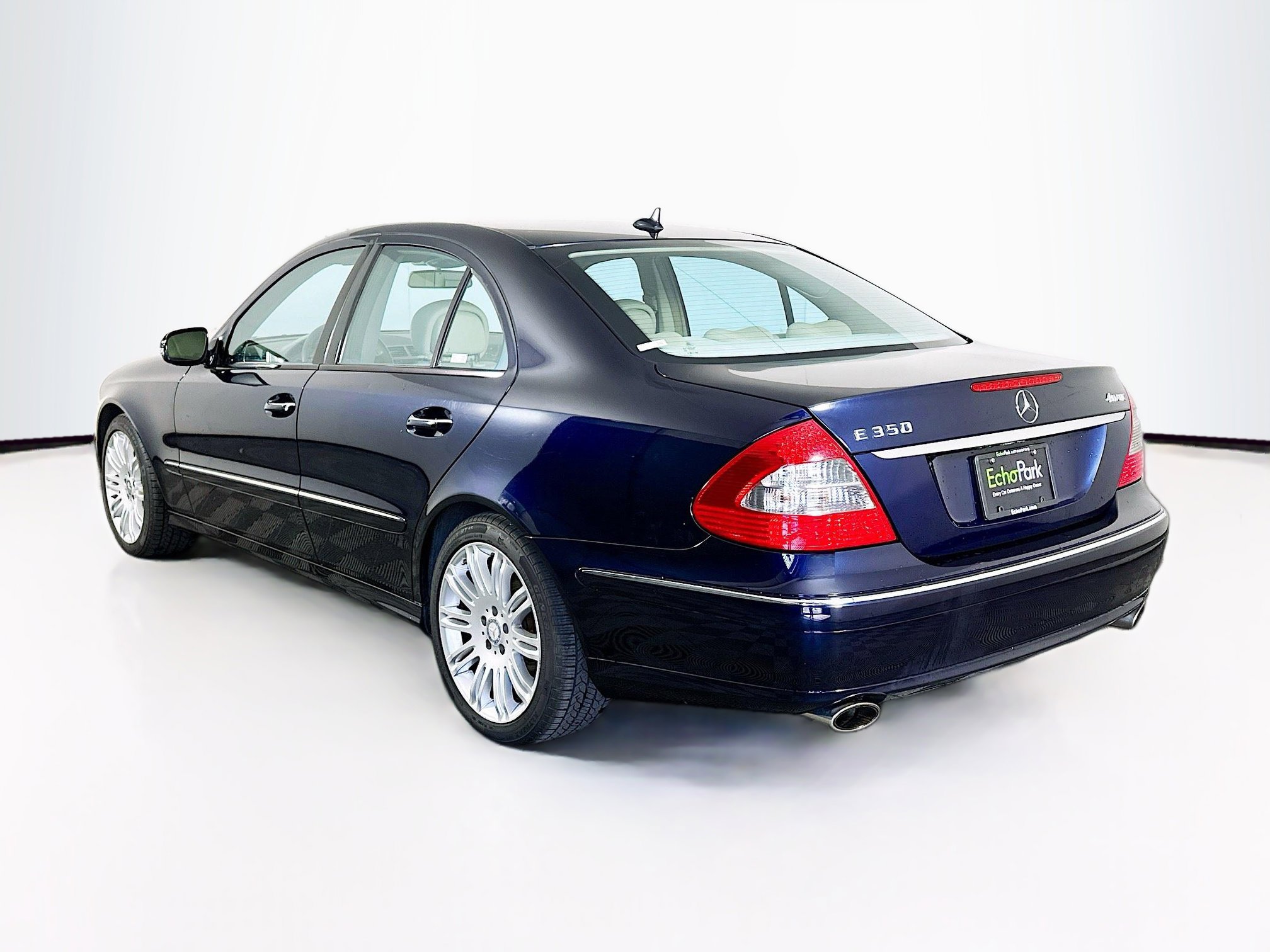 Used 2008 Mercedes-Benz E 350 4MATIC Sedan image 5