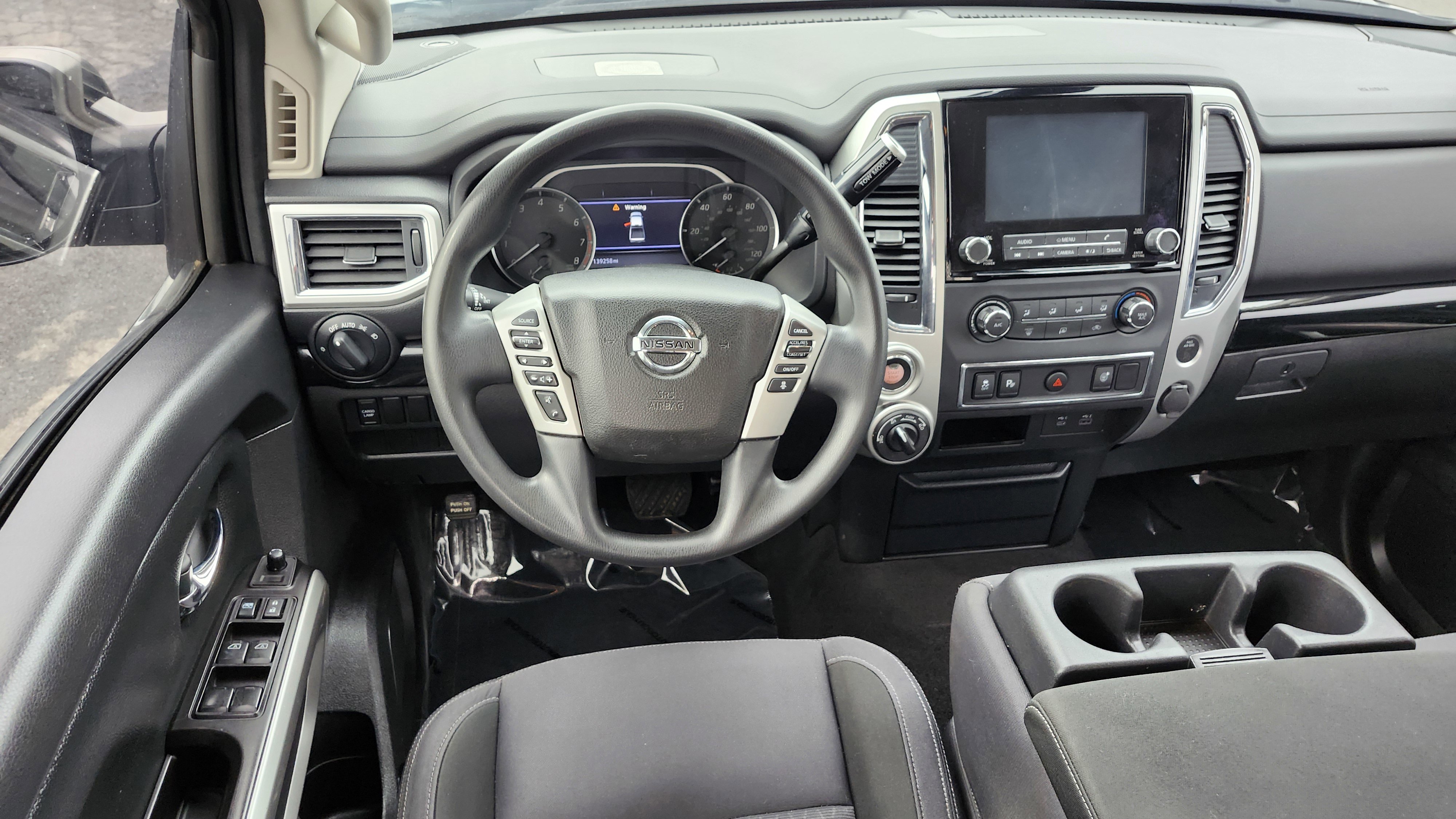 Used 2021 Nissan Titan SV w/ Accessory Utility Package image 24