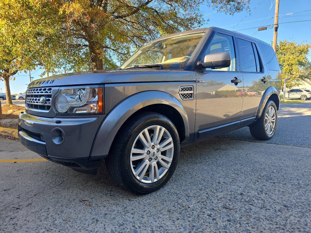 Used 2010 Land Rover LR4 HSE image 8