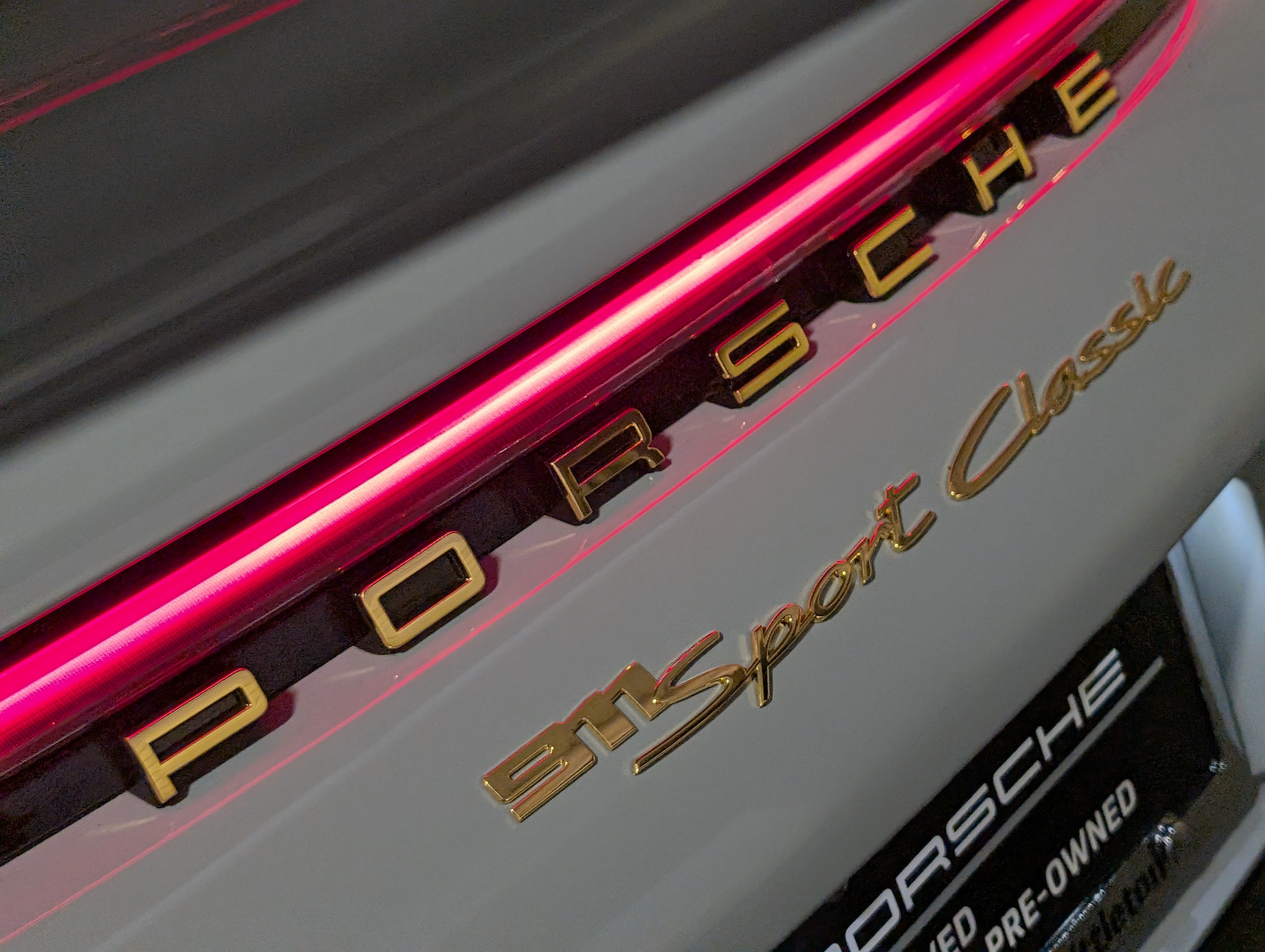 Certified 2023 Porsche 911 Sport Classic RWD image 15
