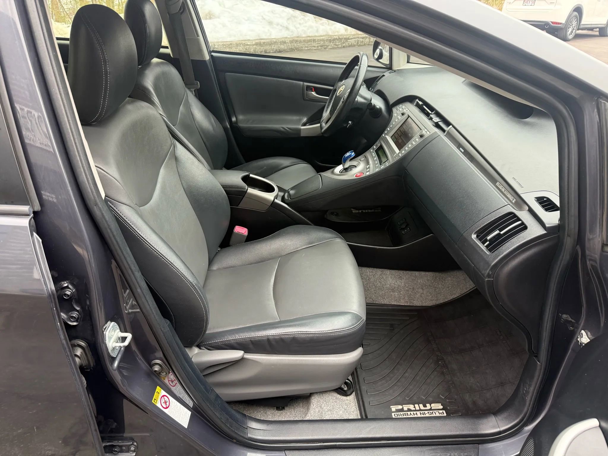 Used 2012 Toyota Prius Prime Advanced image 17