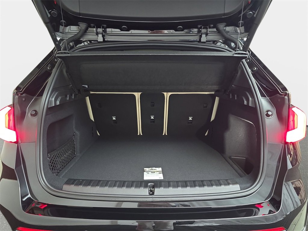 Used 2025 BMW X1 xDrive28i w/ Convenience Package image 15