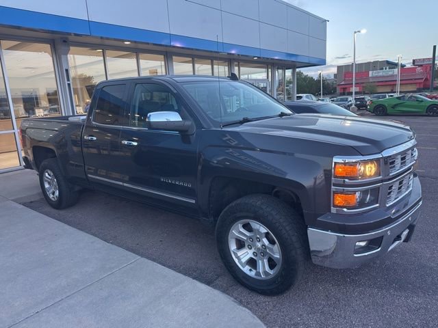 Used 2015 Chevrolet Silverado 1500 LTZ Z71 w/ LTZ Plus Package AWD/4WD image 3