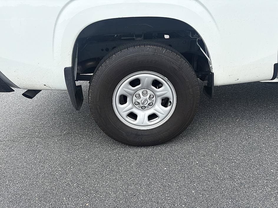 Certified 2025 Nissan Frontier S AWD/4WD image 3