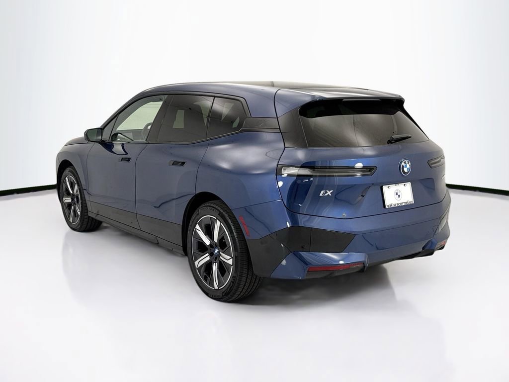 Certified 2023 BMW iX xDrive50 w/ Sport Package AWD/4WD image 7