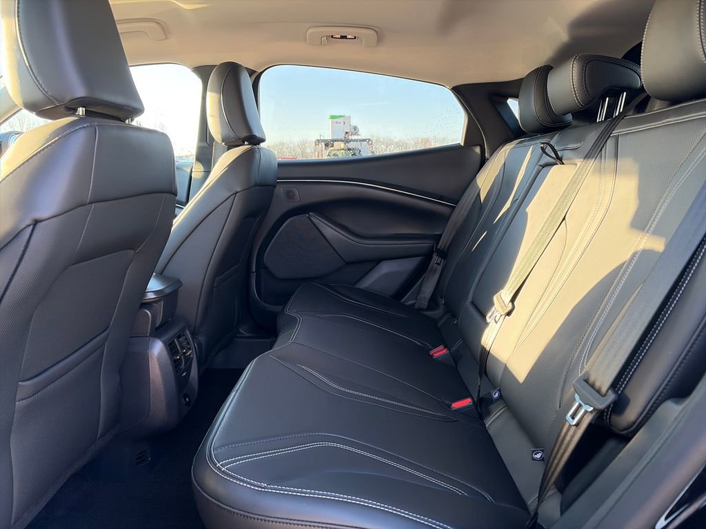 Used 2024 Ford Mustang Mach-E Premium image 33