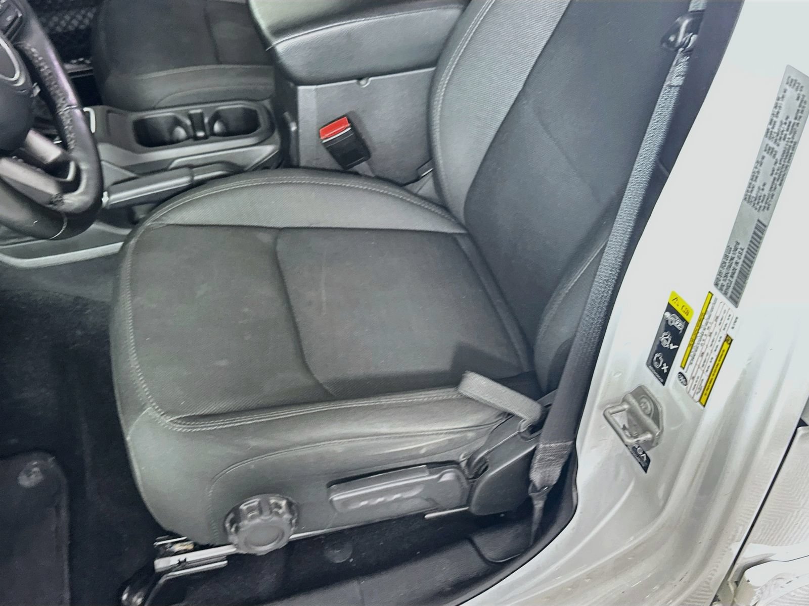 Used 2022 Jeep Gladiator Sport AWD/4WD image 19