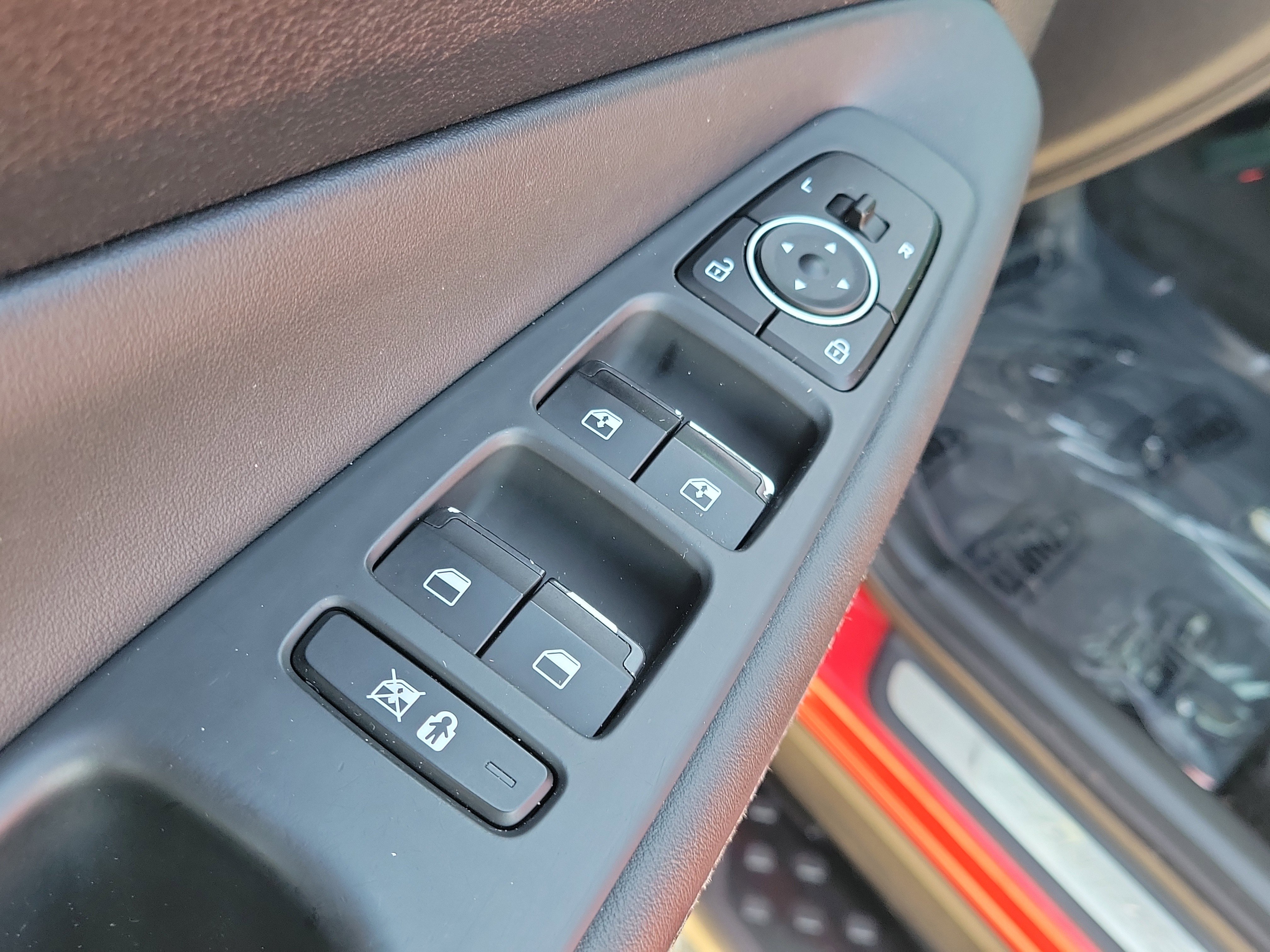 Used 2019 Hyundai Santa Fe FWD image 17