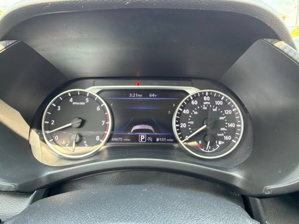 Used 2025 Nissan Sentra SV FWD image 17