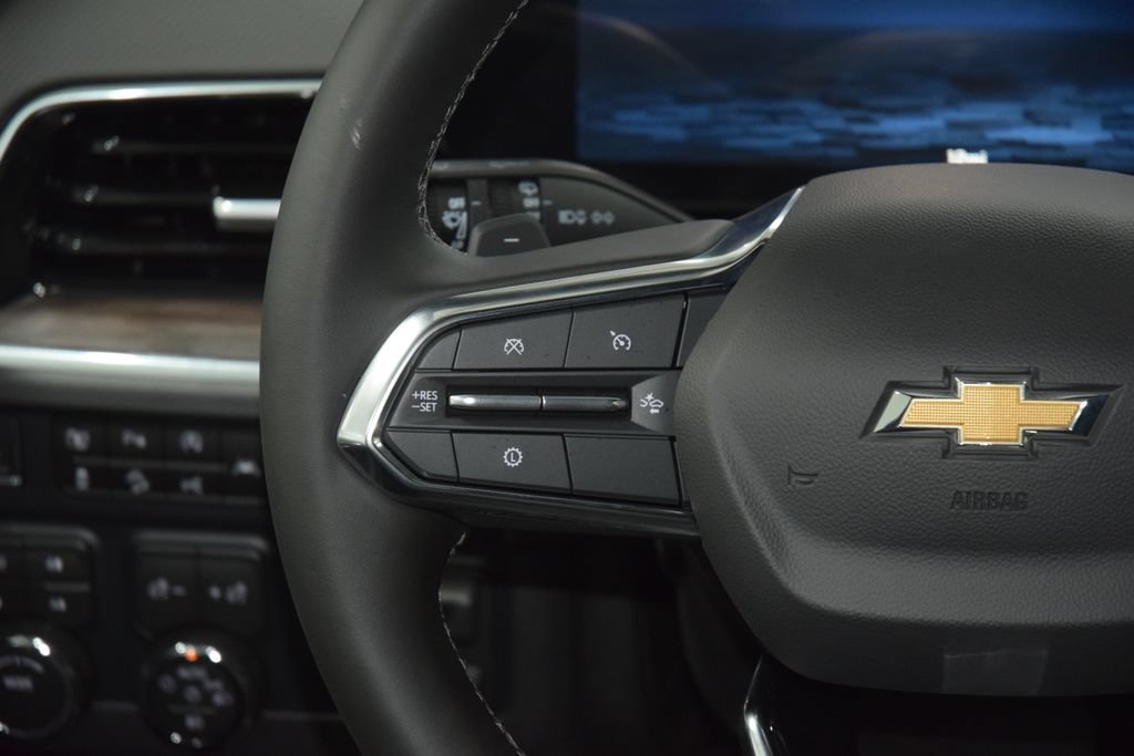 New 2026 Chevrolet Suburban Premier AWD/4WD image 38