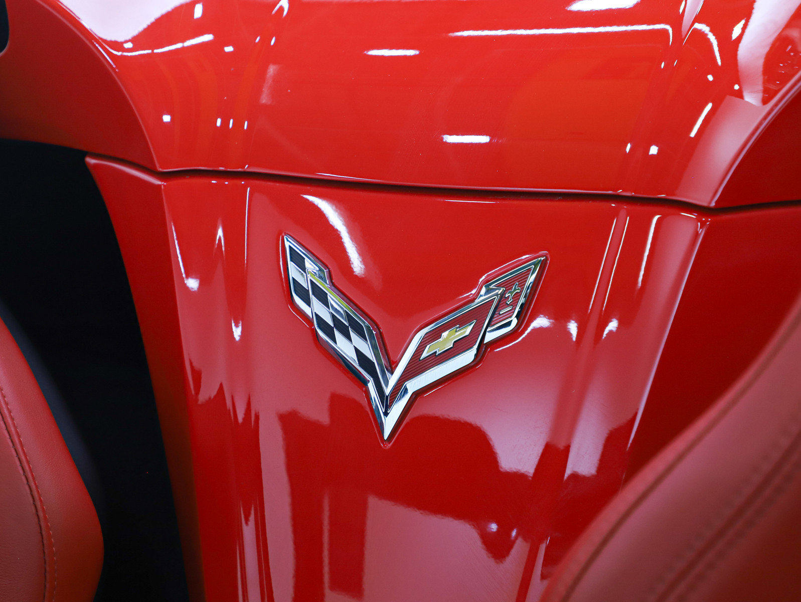 Used 2014 Chevrolet Corvette Stingray Convertible w/ 2LT Preferred Equipment Group RWD image 23