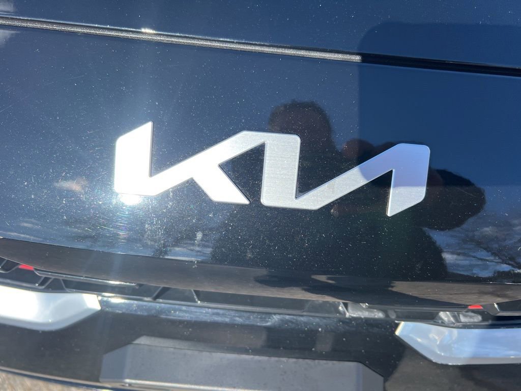 Certified 2024 Kia Forte GT-Line image 29