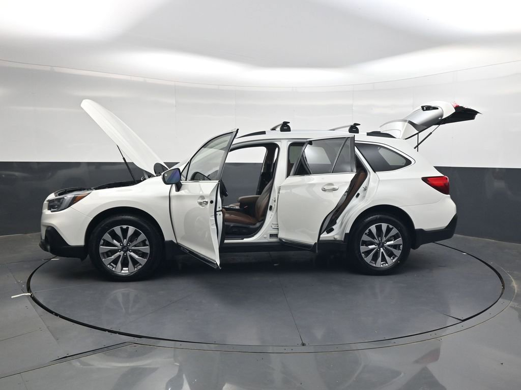 Used 2018 Subaru Outback 2.5i Touring w/ Popular Package #3 AWD/4WD image 33