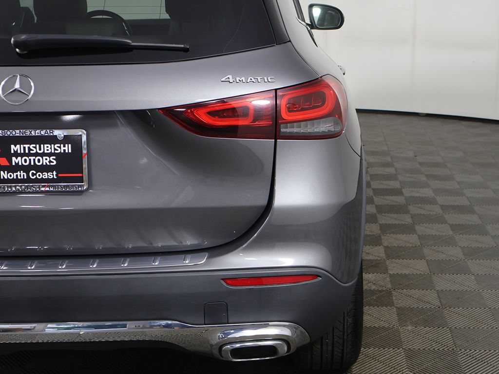 Used 2023 Mercedes-Benz GLA 250 4MATIC w/ Premium Package image 16