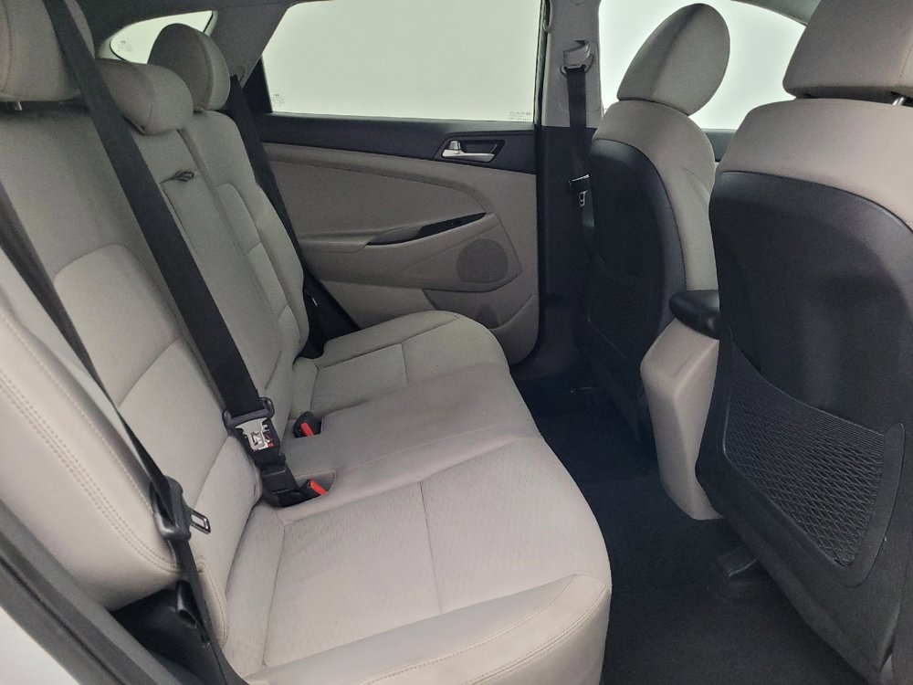 Used 2019 Hyundai Tucson SE image 19