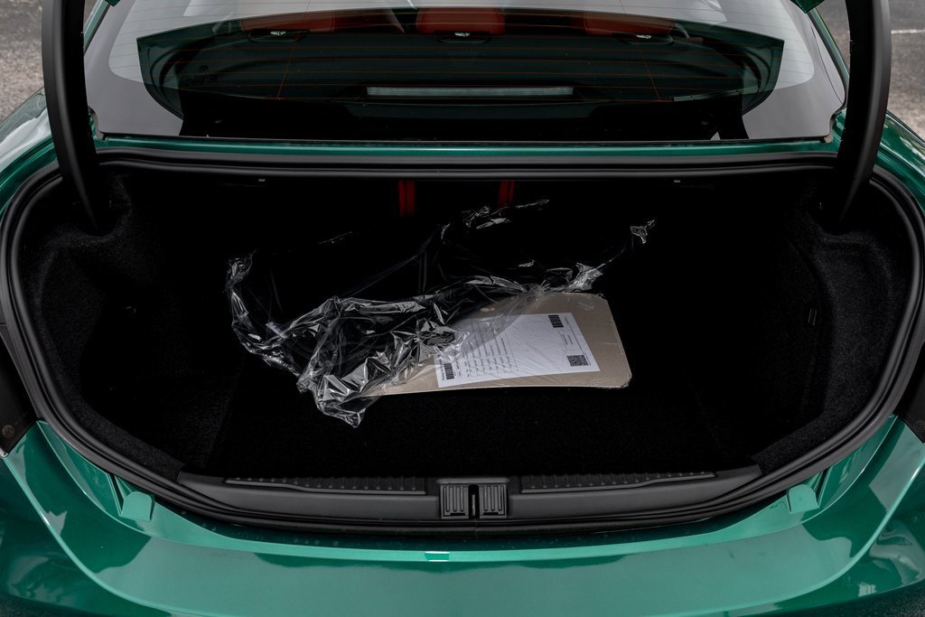 New 2025 Alfa Romeo Giulia w/ Veloce Package Rwd image 31