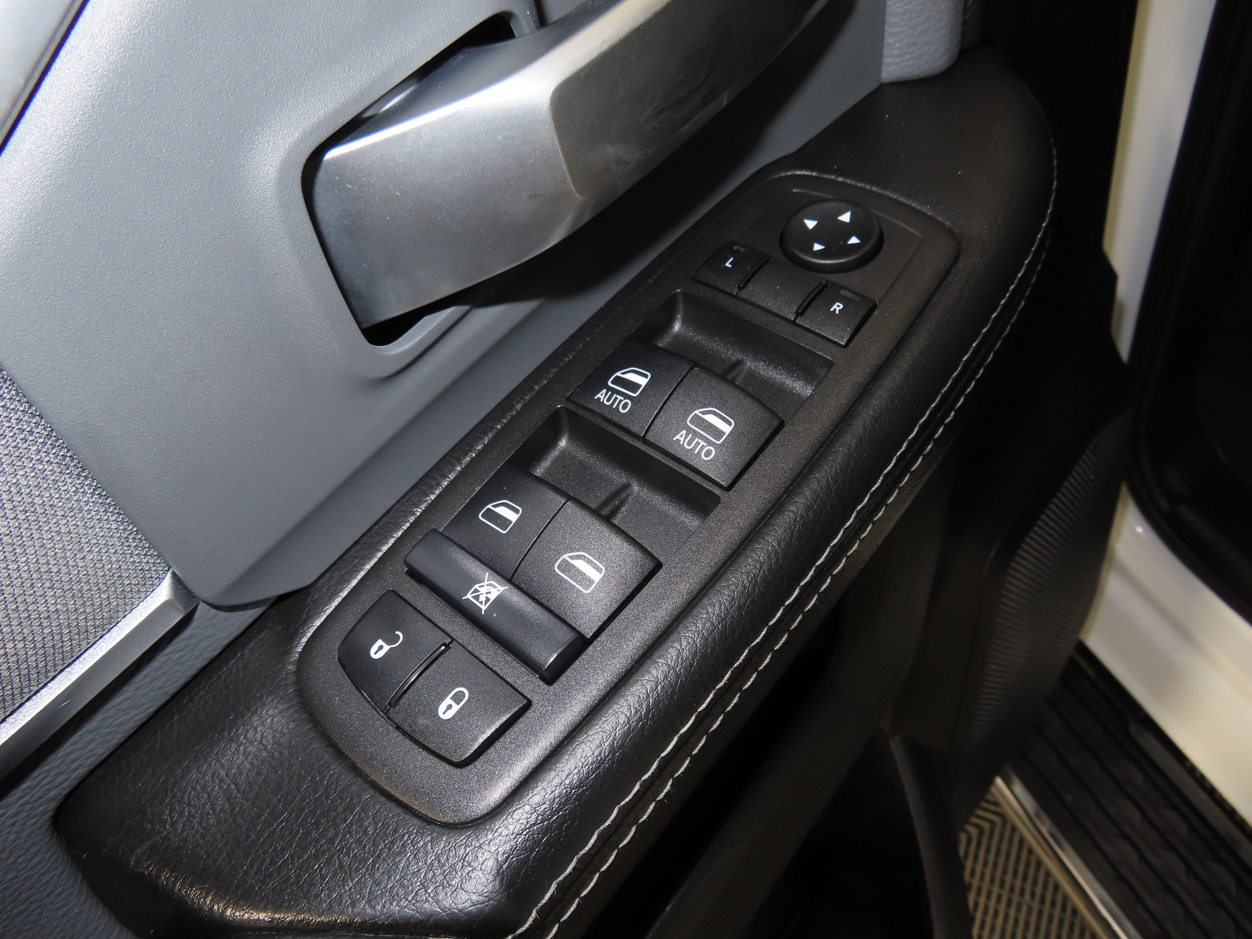 Used 2022 RAM 2500 Big Horn image 47