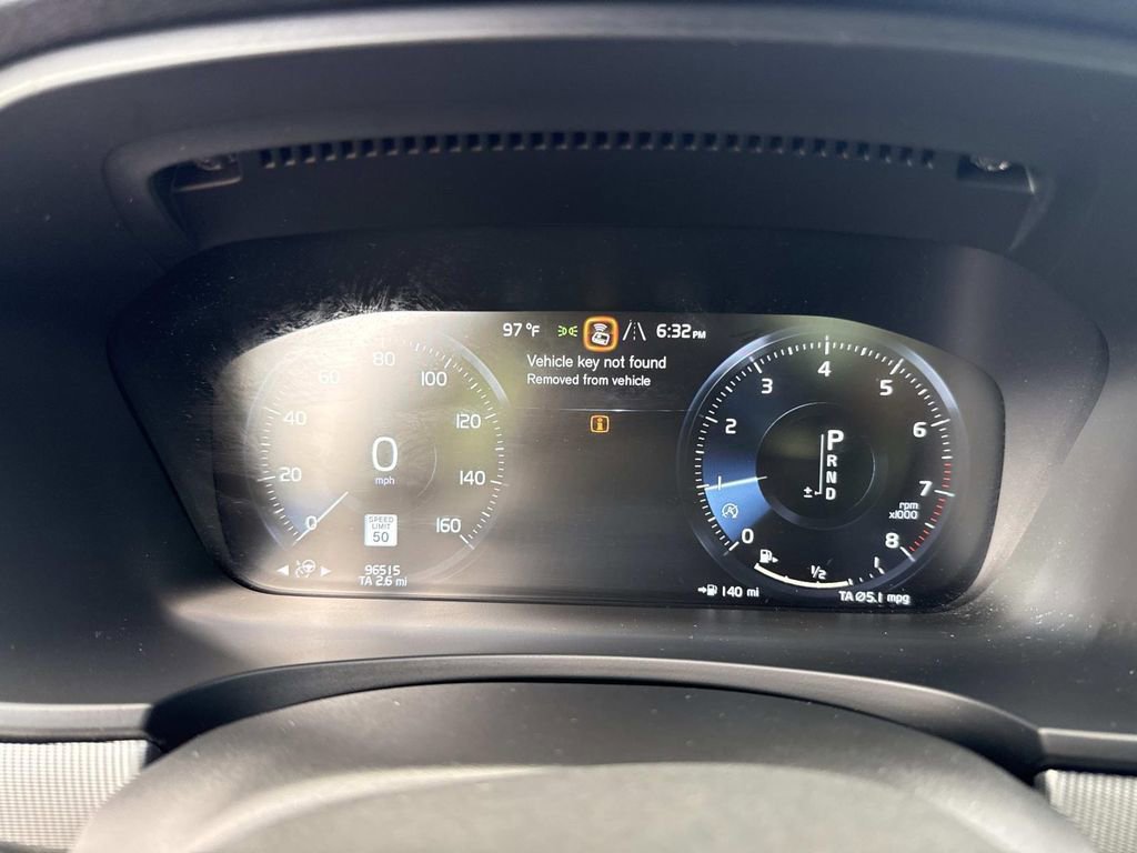 Used 2018 Volvo V90 T5 R-Design image 41