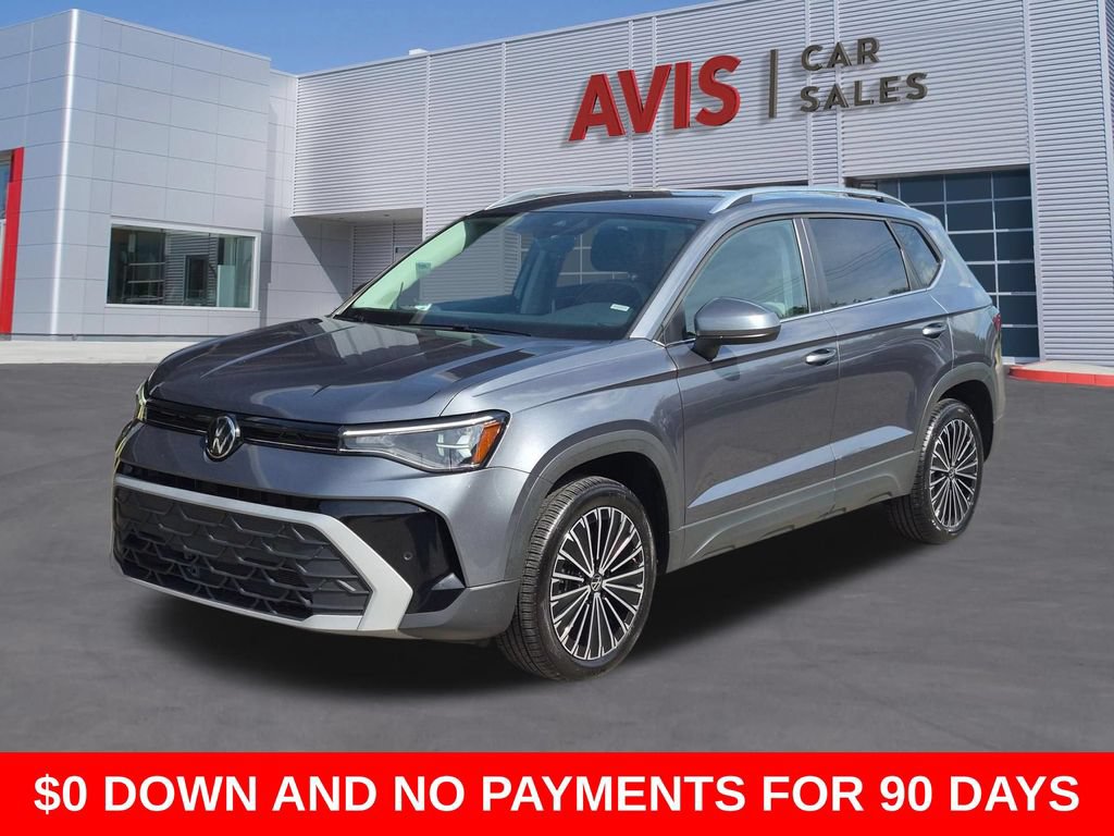 Used 2025 Volkswagen Taos SE FWD image 1
