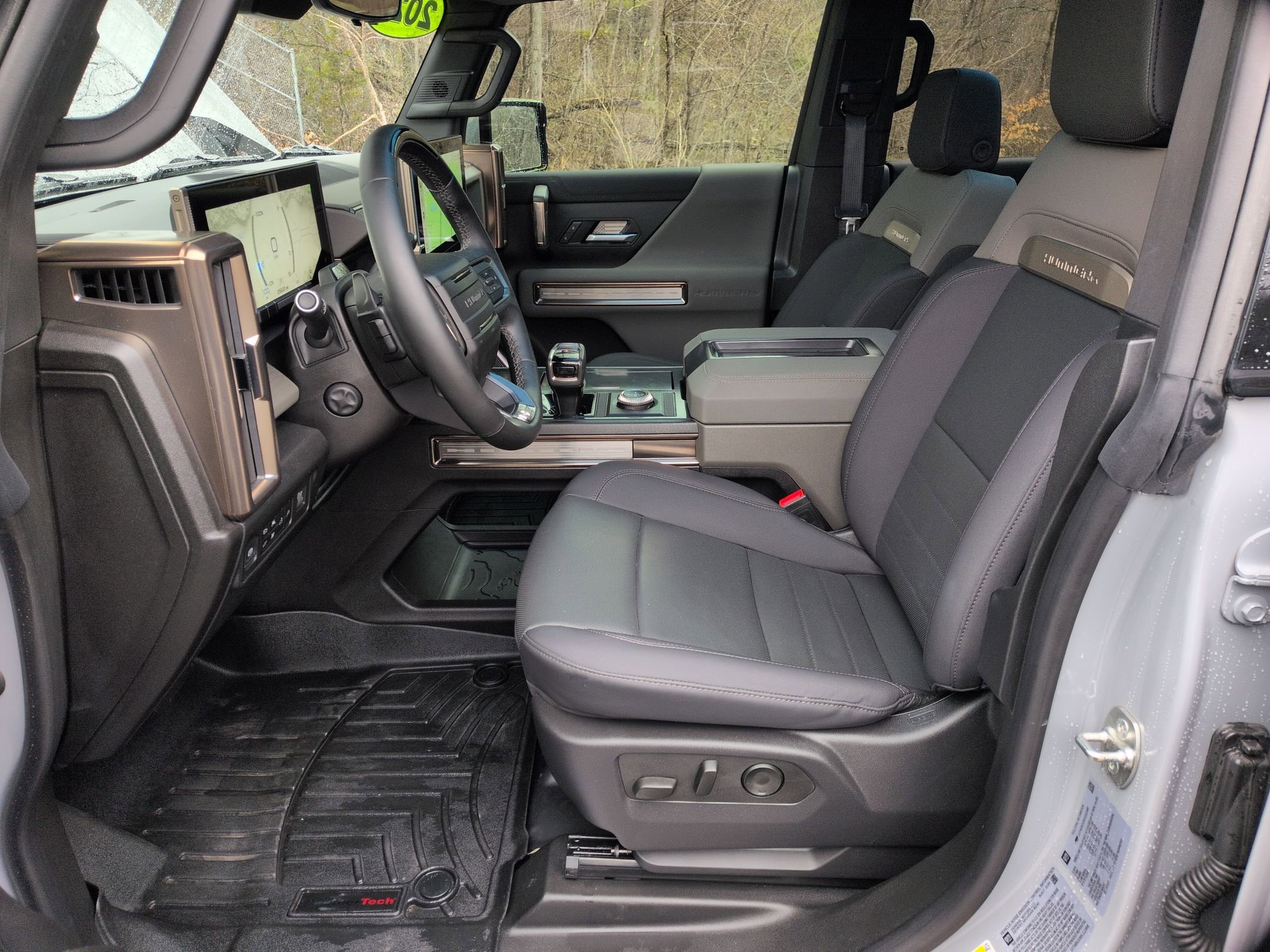 Used 2025 GMC Hummer EV 2X image 12