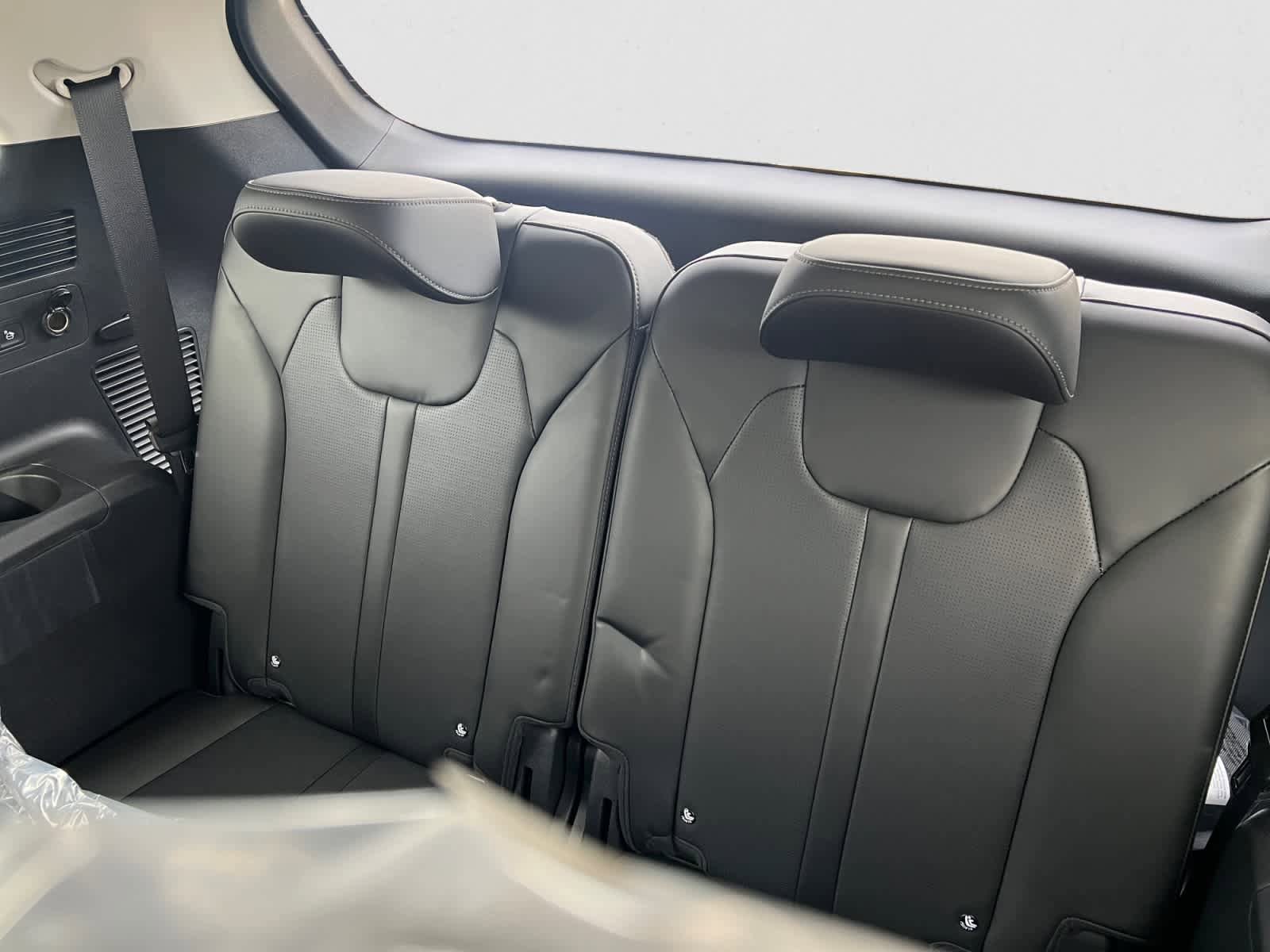New 2026 Kia Sorento S FWD image 12