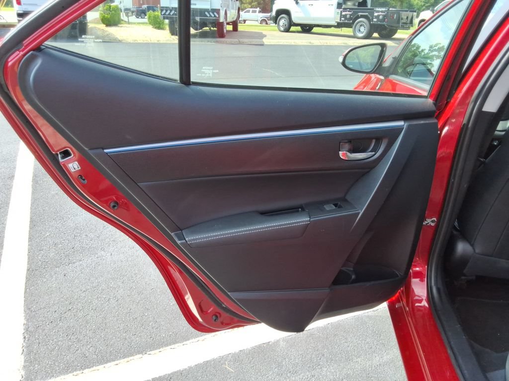 Used 2015 Toyota Corolla S FWD image 17
