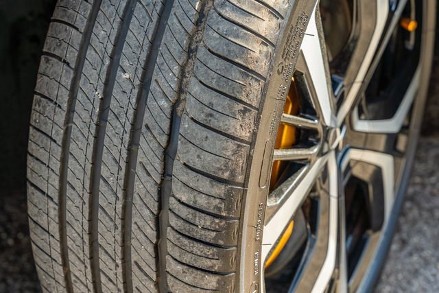 Used 2022 Polestar Polestar 2 w/ Performance Package image 16