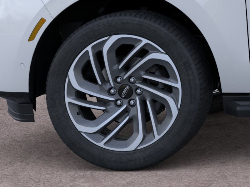 New 2026 Lincoln Navigator Premiere AWD/4WD image 19