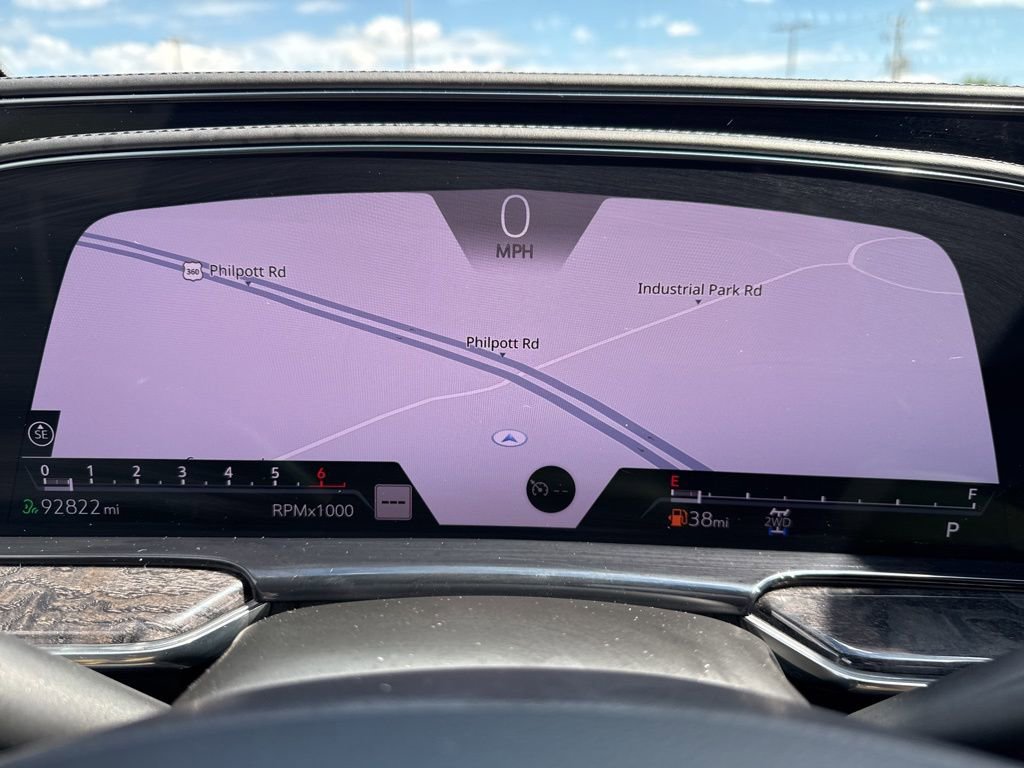 Used 2021 Cadillac Escalade Premium Luxury w/ Performance Package image 30