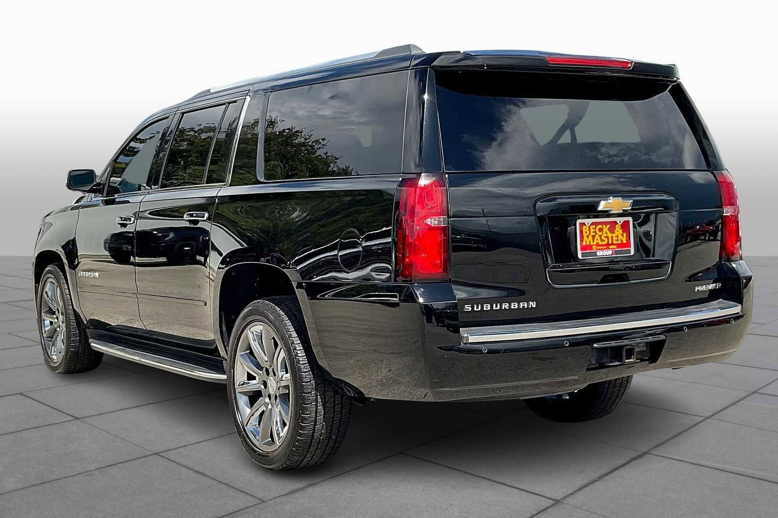 Used 2019 Chevrolet Suburban Premier image 10