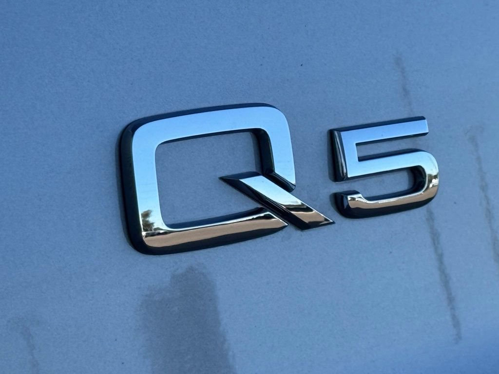 Used 2025 Audi Q5 2.0T Premium Plus w/ Premium Plus Package AWD/4WD image 60