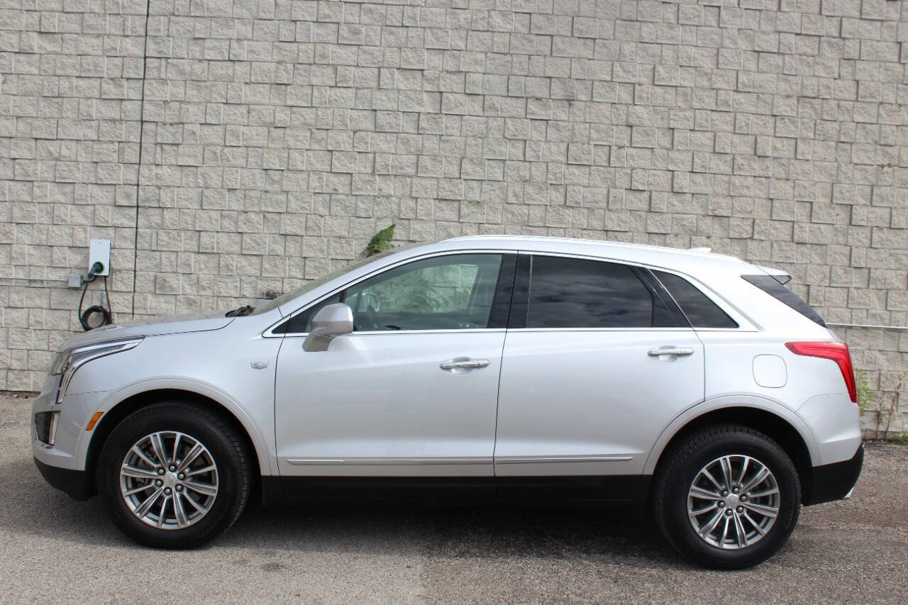 Used 2019 Cadillac XT5 Luxury image 2