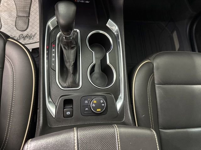 Used 2023 Chevrolet Traverse Premier w/ Redline Edition image 43
