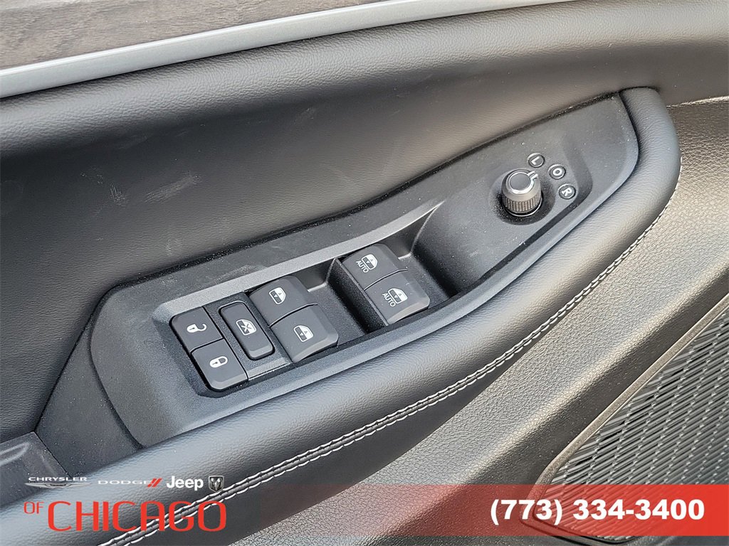 New 2026 Jeep Grand Cherokee Laredo image 22