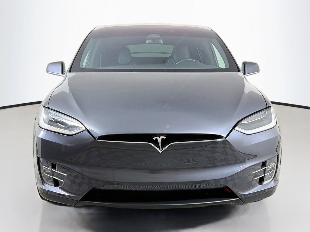 Used 2018 Tesla Model X 75D AWD/4WD image 2