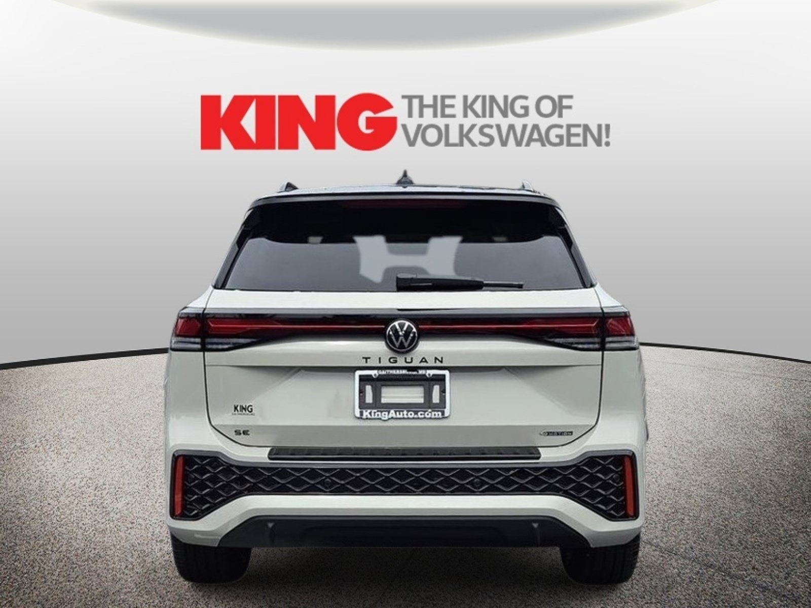 New 2026 Volkswagen Tiguan SE R-Line AWD/4WD image 4