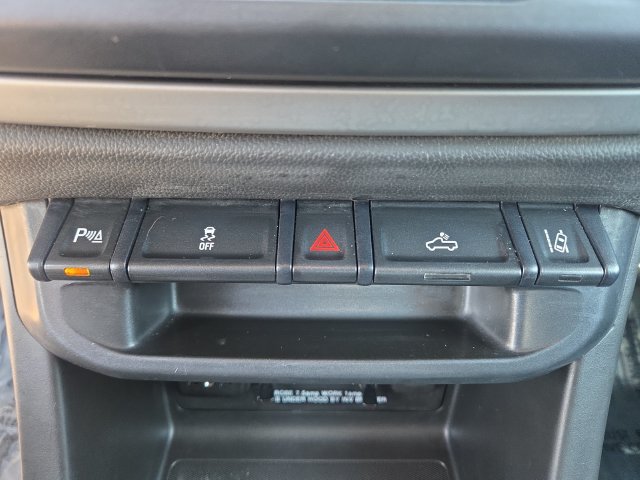 Used 2022 Chevrolet Colorado LT w/ Fleet Safety Package RWD image 27