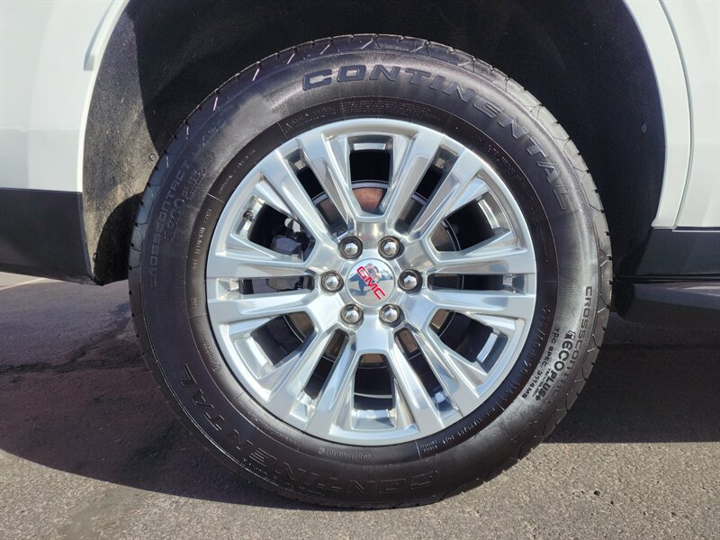 Used 2023 GMC Yukon Denali w/ LPO, Floor Liner Package RWD image 23