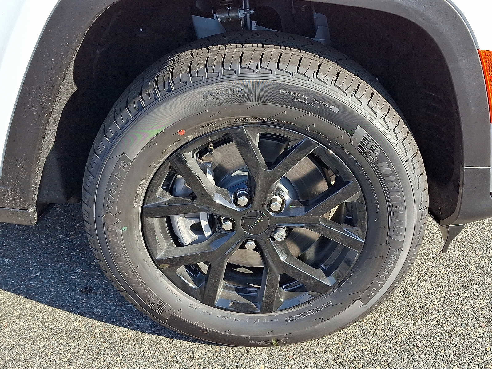 New 2025 Jeep Grand Cherokee L Laredo image 5