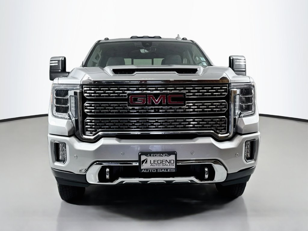 Used 2020 GMC Sierra 3500 Denali w/ Denali Ultimate Package AWD/4WD image 3