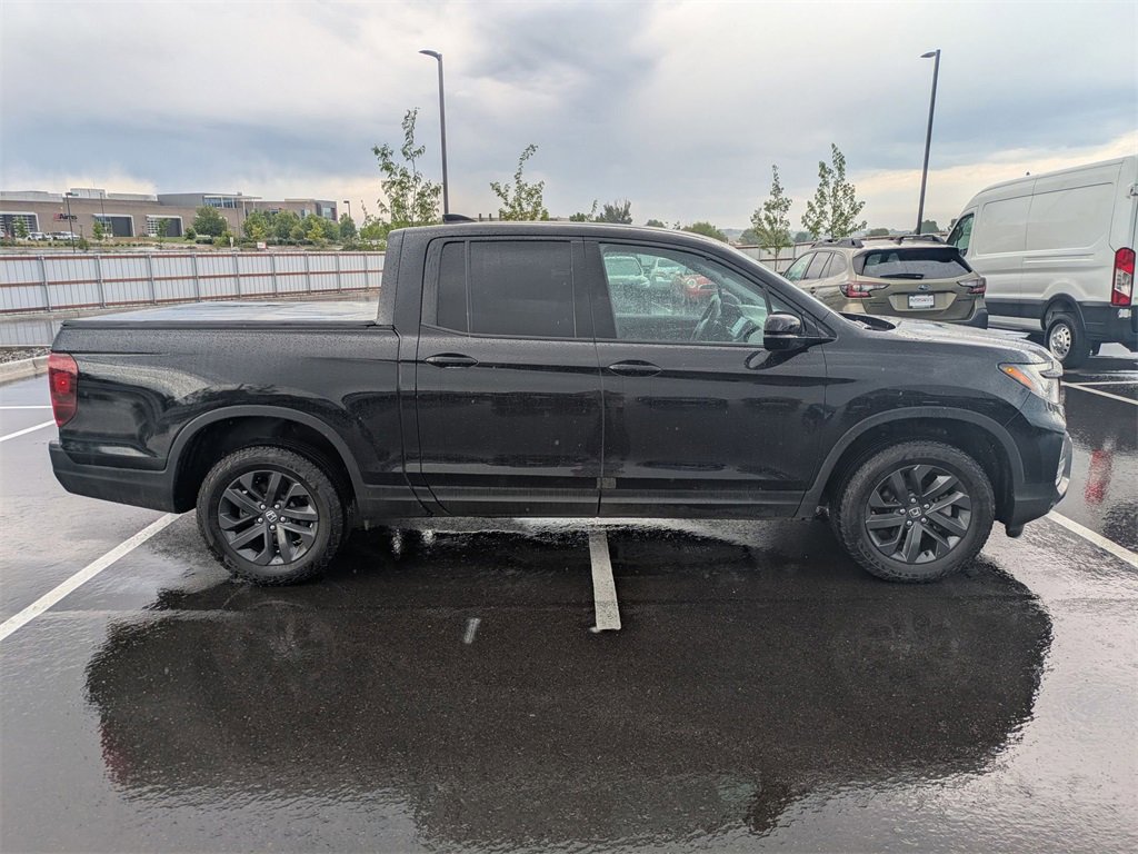Used 2023 Honda Ridgeline Sport image 2