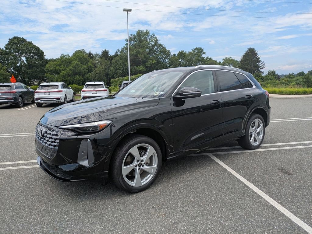 New 2025 Audi Q5 Premium Plus image 3