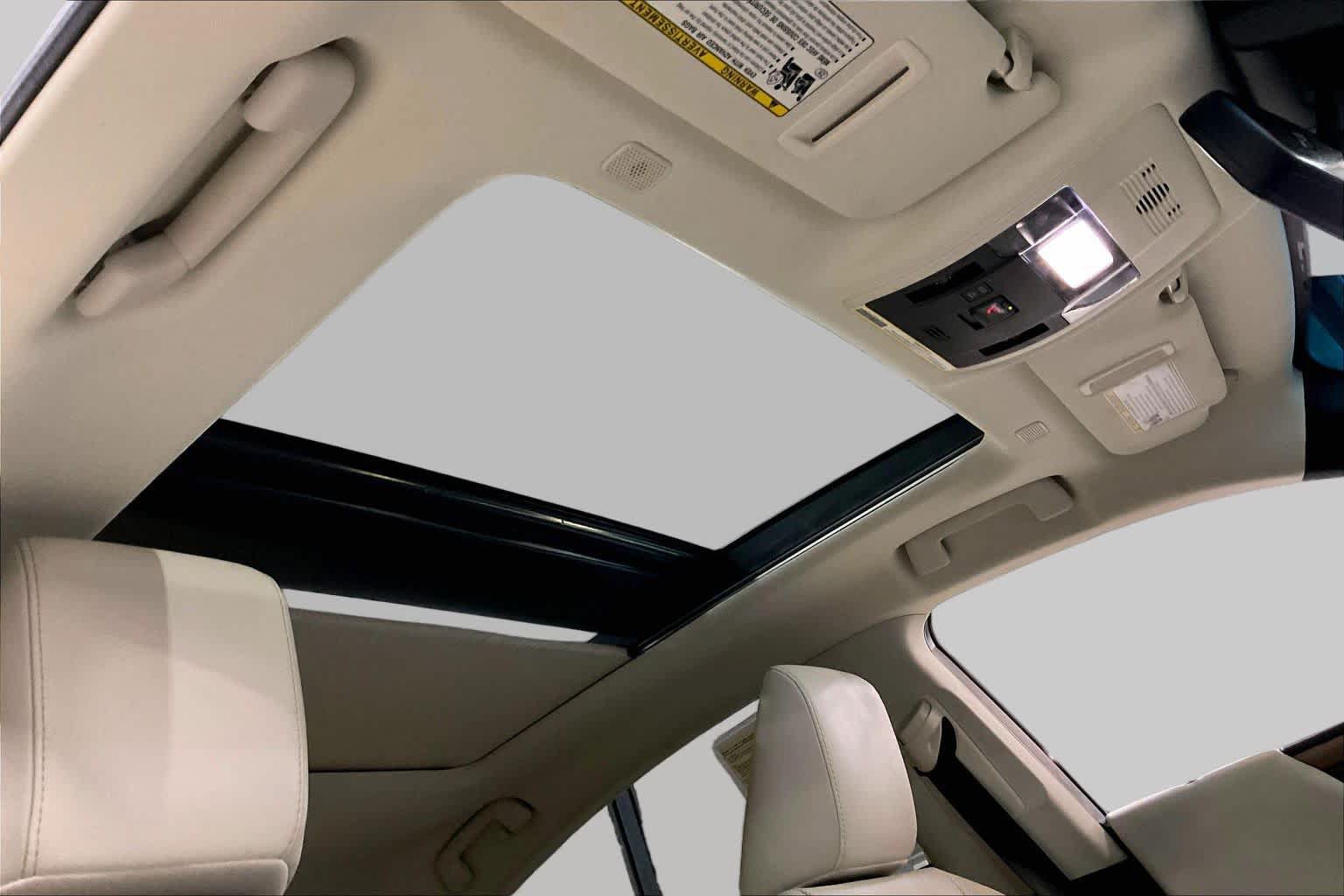 Used 2023 Lexus ES 350 w/ Premium Package FWD image 14